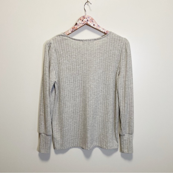 DOWNEAST Light Gray Ribbed Knit Long Sleeve V-Neck Top Women’s Large - Picture 7 of 7